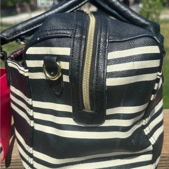 Betsey Johnson Black and White Satchel with Striking Design - Picture 7 of 11